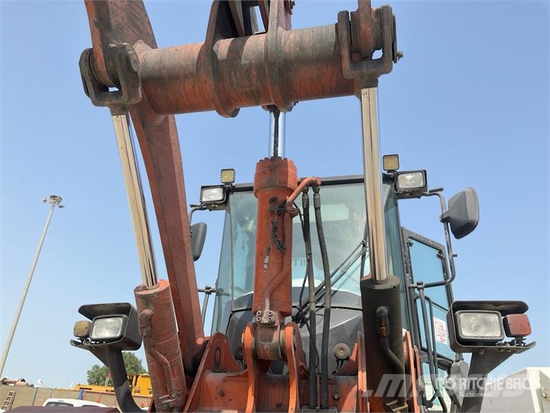 Hitachi ZW140-6 Wheel Loader لوادر بعجل