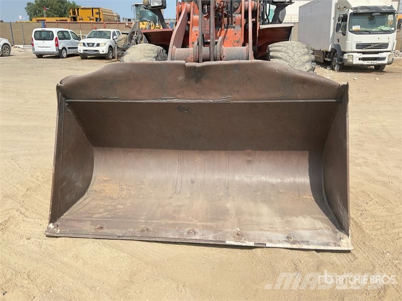 Hitachi ZW140-6 Wheel Loader لوادر بعجل