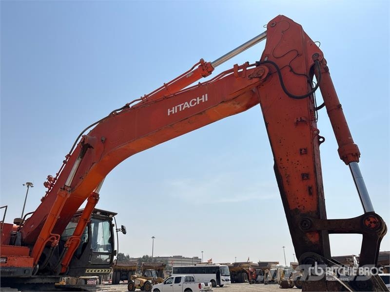 Hitachi ZX870LCH-3 Tracked Excavator Crawler excavators