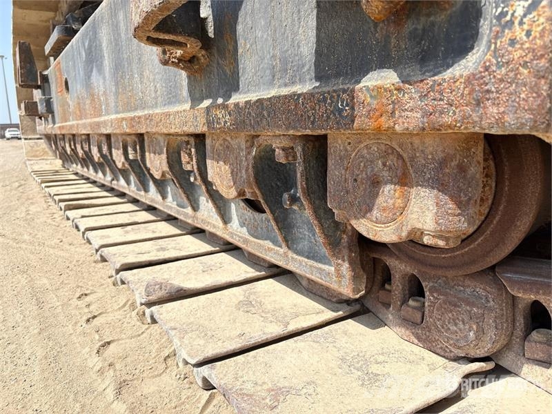 Hitachi ZX870LCH-3 Tracked Excavator Crawler excavators