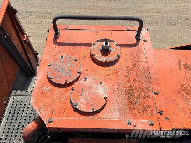 Hitachi ZX870LCH-3 Tracked Excavator Crawler excavators