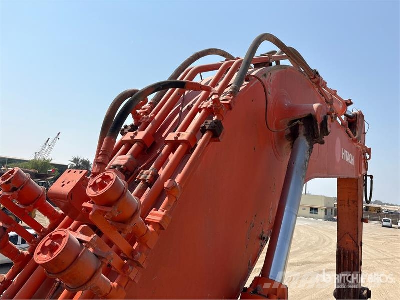Hitachi ZX870LCH-3 Tracked Excavator Crawler excavators