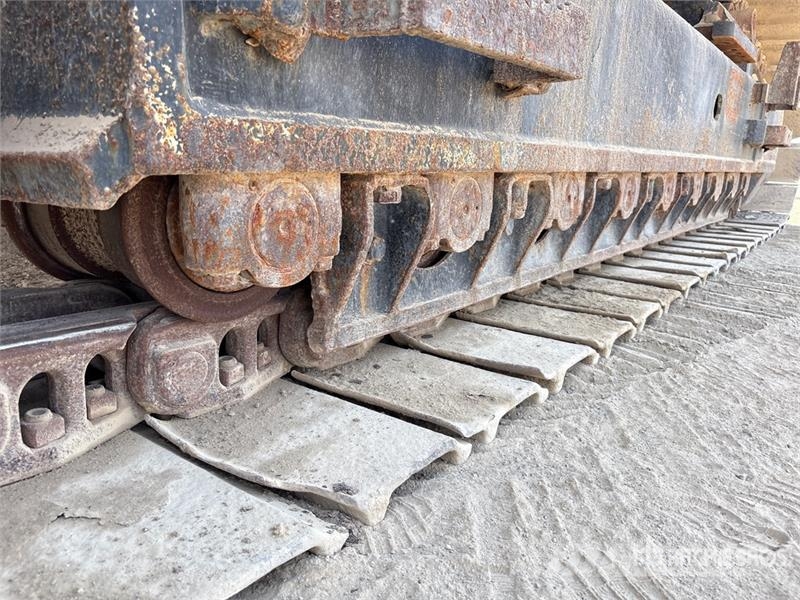 Hitachi ZX870LCH-3 Tracked Excavator Crawler excavators