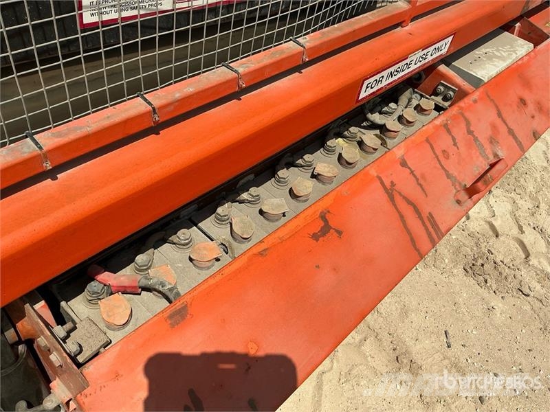 Holland Lift HL190 E12 Electric Scissor Lift Käärtõstukid