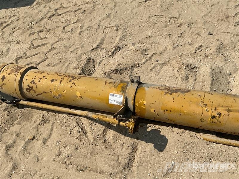 Hydraulic Cylinder - Fits Komatsu PC8002 معدات النقل - غير ذلك
