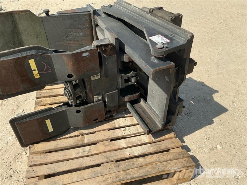 Hydraulic Paper Clamp - Fits Forklifts Outros acessórios e peças de reposição
