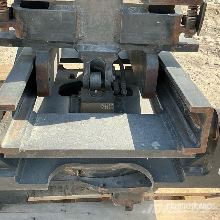 Hydraulic Paper Clamp - Fits Forklifts Outros acessórios e peças de reposição