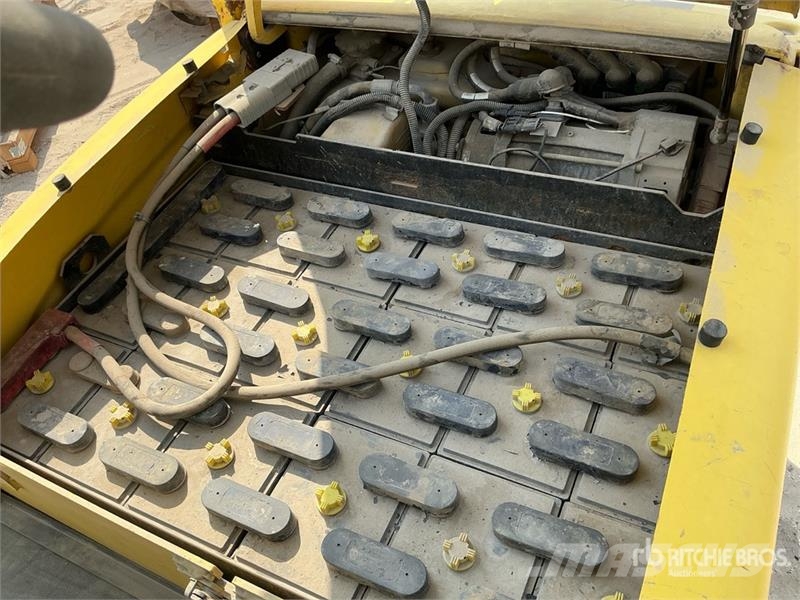 Hyster J40XNT 1.8 ton Electric Forklift شاحنات ذات رافعات شوكية تعمل بالكهرباء