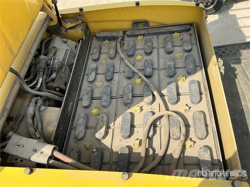 Hyster J40XNT 4 ton Without charger Electric Forklift Elektromos targoncák