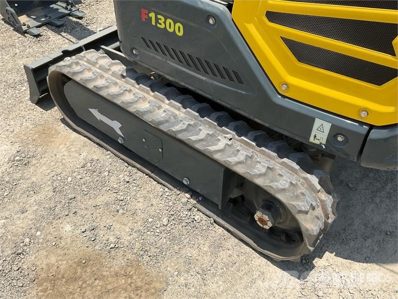 Hytec F1300 Mini Excavator (Unused) حفارات صغيرة أقل من 7 طن (حفارات صغيرة)