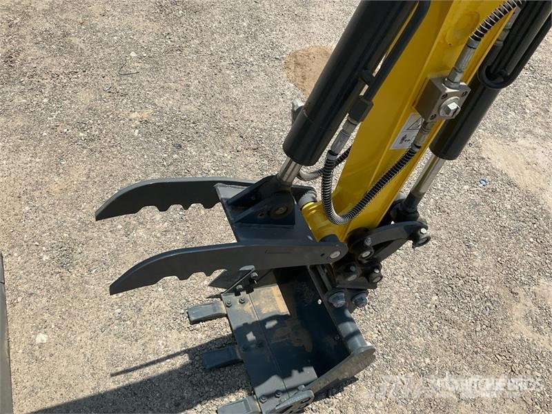 Hytec F1300 Mini Excavator (Unused) حفارات صغيرة أقل من 7 طن (حفارات صغيرة)
