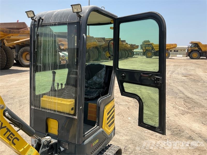 Hytec F1300 Mini Excavator (Unused) حفارات صغيرة أقل من 7 طن (حفارات صغيرة)