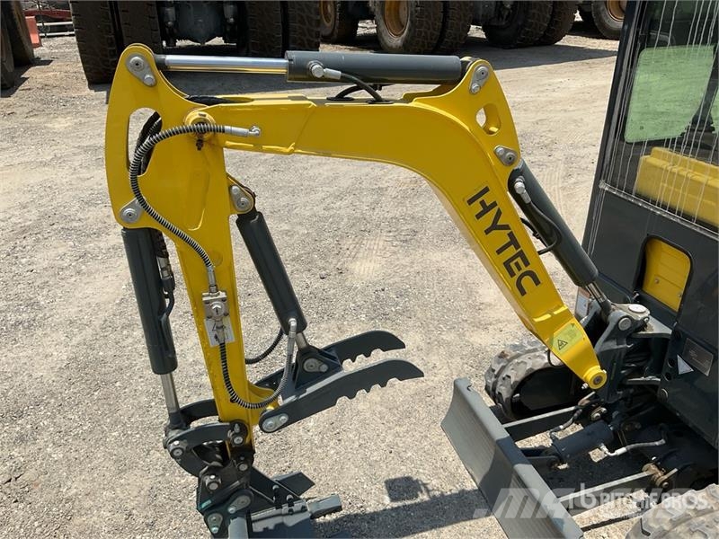 Hytec F1300 Mini Excavator (Unused) حفارات صغيرة أقل من 7 طن (حفارات صغيرة)