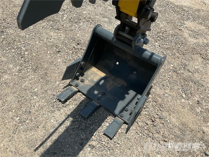 Hytec F1300 Mini Excavator (Unused) حفارات صغيرة أقل من 7 طن (حفارات صغيرة)