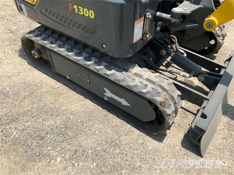Hytec F1300 Mini Excavator (Unused) حفارات صغيرة أقل من 7 طن (حفارات صغيرة)