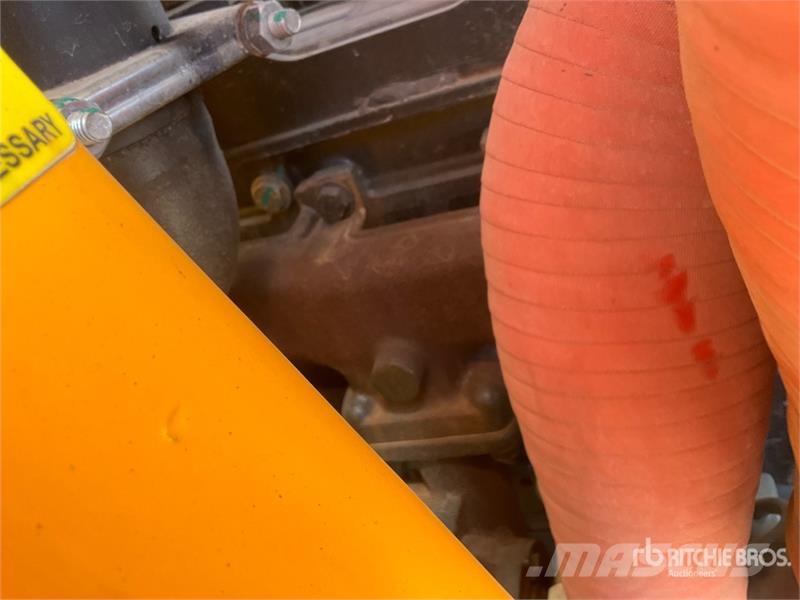 Hytec FM-100 4x4 Backhoe Loader (Unused) Екскаватори-навантажувачі