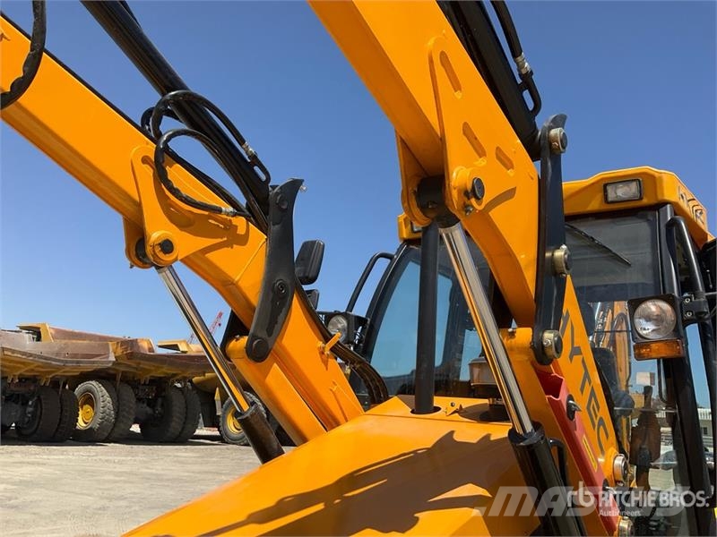 Hytec FM-100 4x4 Backhoe Loader (Unused) Екскаватори-навантажувачі