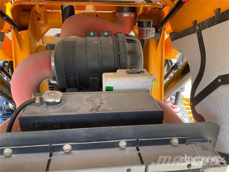 Hytec FM-100 4x4 Backhoe Loader (Unused) Екскаватори-навантажувачі
