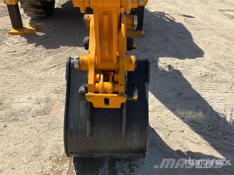 Hytec FM-100 4x4 Backhoe Loader (Unused) Kaivurikuormaajat