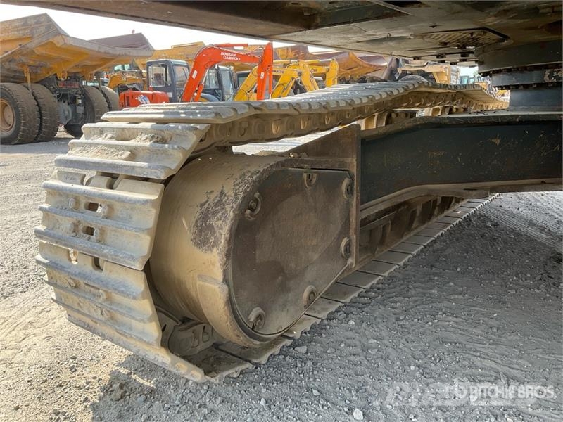 Hyundai 480 LC Tracked Excavator حفارات زحافة