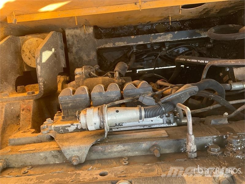 Hyundai 480 LC Tracked Excavator حفارات زحافة