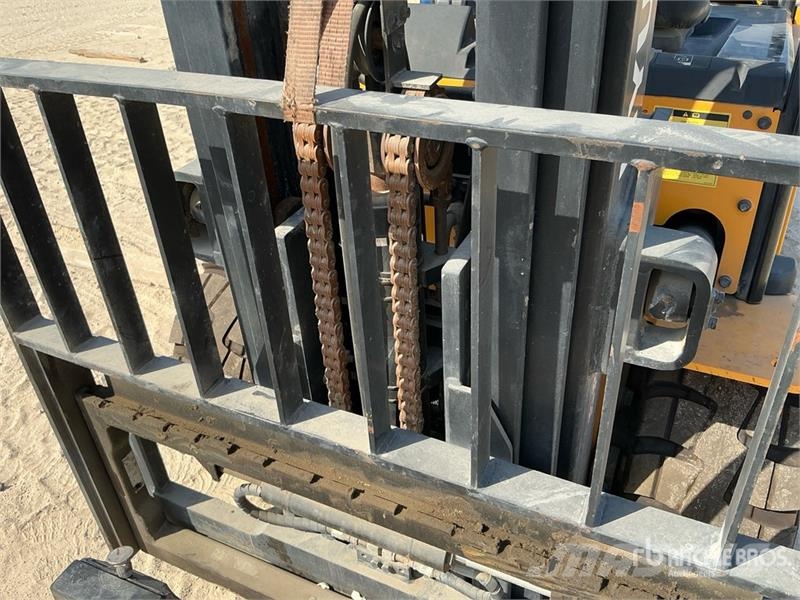 Hyundai 50B-9 5 ton Electric Forklift (Inoperable) شاحنات ذات رافعات شوكية تعمل بالكهرباء