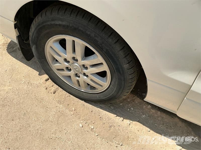 Hyundai Grand Starex Minivan (Inoperable) Sõiduautod