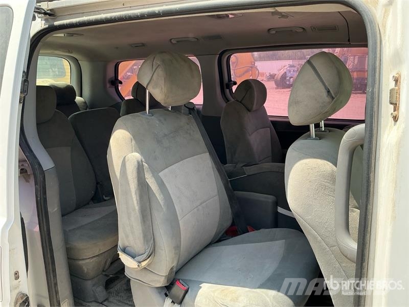 Hyundai Grand Starex Minivan (Inoperable) Sõiduautod