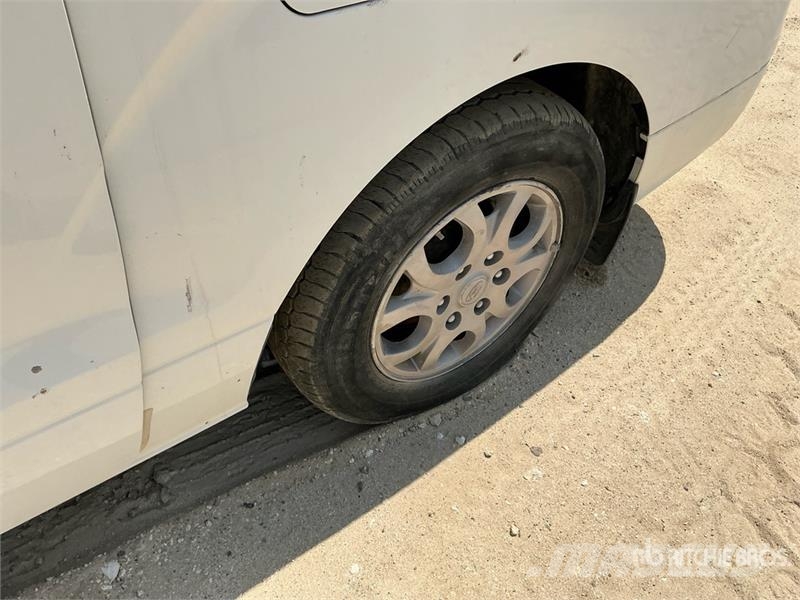 Hyundai Grand Starex Minivan (Inoperable) Sõiduautod