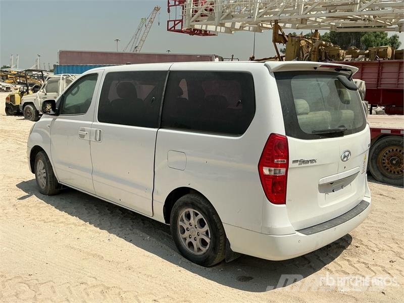 Hyundai Grand Starex Minivan (Inoperable) Sõiduautod