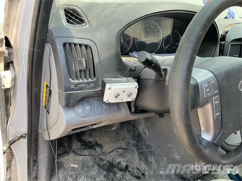 Hyundai Grand Starex Minivan (Inoperable) Sõiduautod