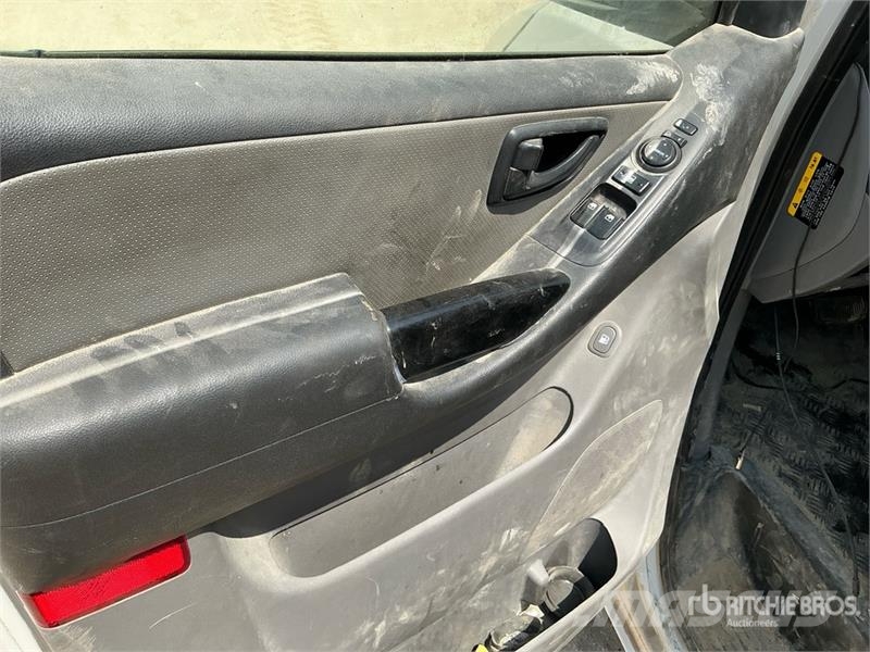 Hyundai Grand Starex Minivan (Inoperable) Sõiduautod