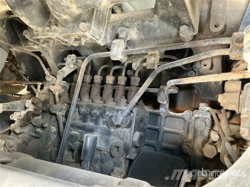 Hyundai HD370 16000 L 6x4 Sleeper Water Truck صهاريج مياه