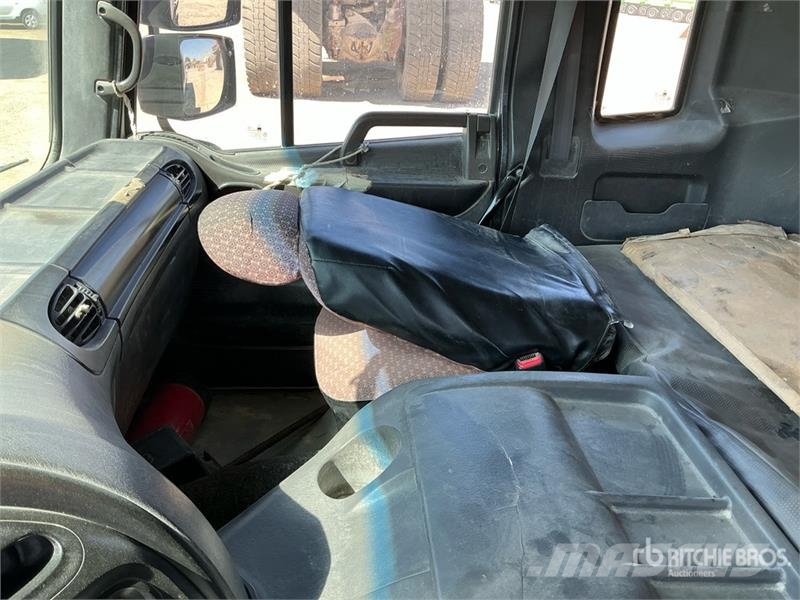 Hyundai HD370 16000 L 6x4 Sleeper Water Truck صهاريج مياه