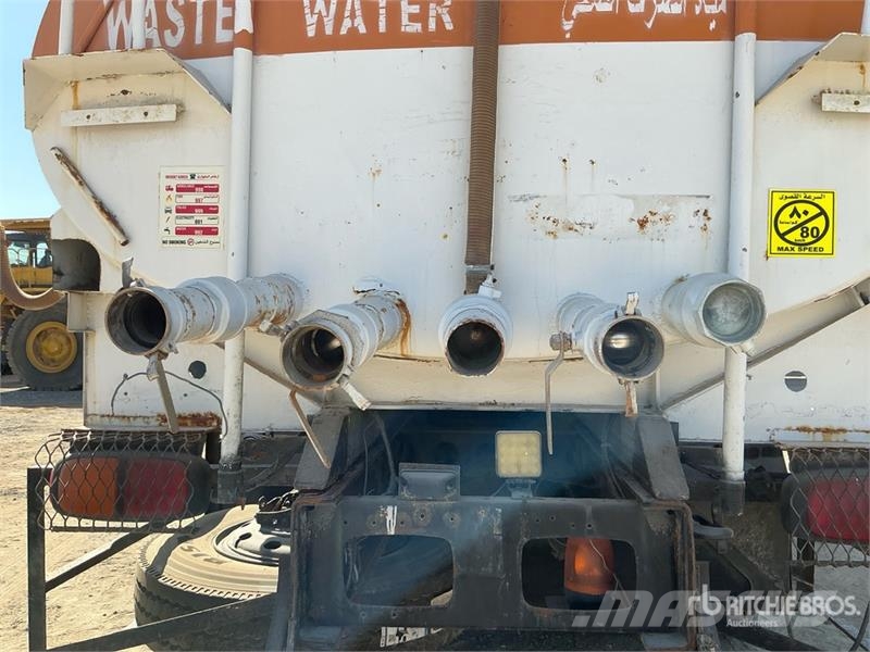 Hyundai HD370 16000 L 6x4 Sleeper Water Truck صهاريج مياه