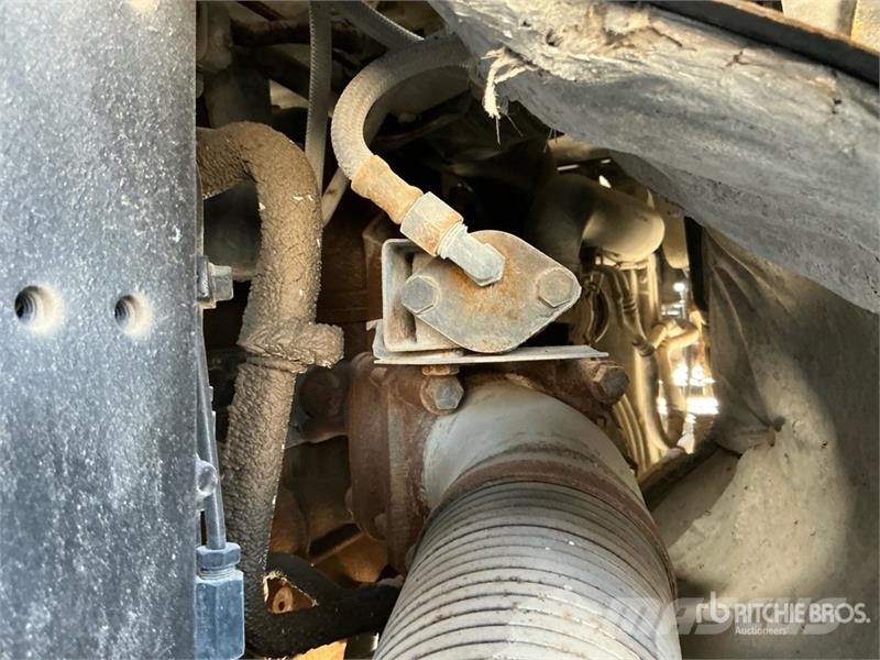 Hyundai HD370 16000 L 6x4 Sleeper Water Truck صهاريج مياه