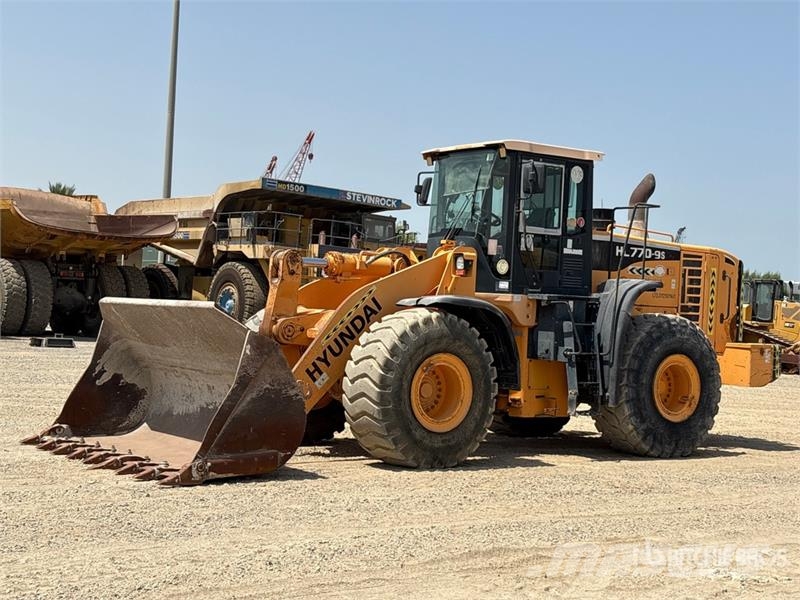 Hyundai HL770-9 لوادر بعجل