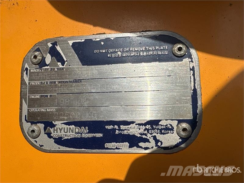 Hyundai HL770-9 لوادر بعجل