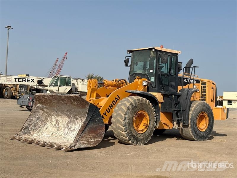 Hyundai HL770-9 لوادر بعجل