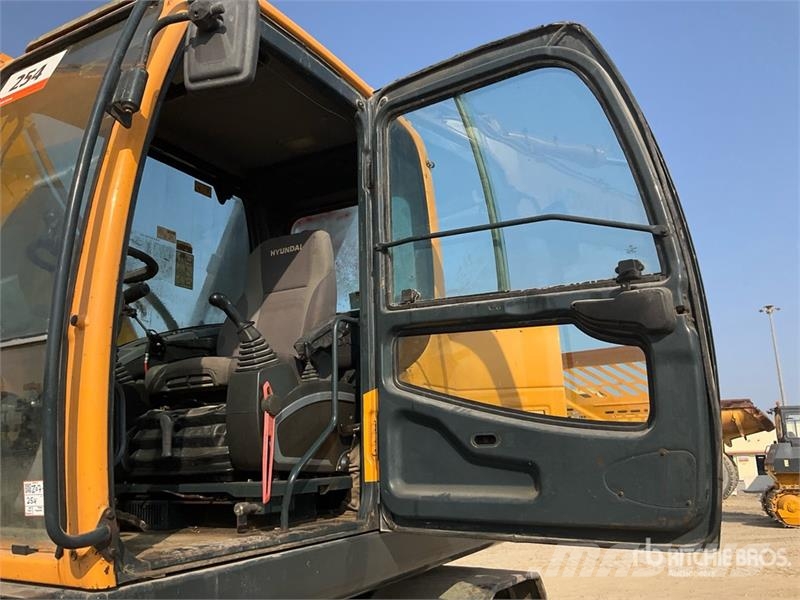 Hyundai R210W-9S Wheel Excavator Bageri na kotačima