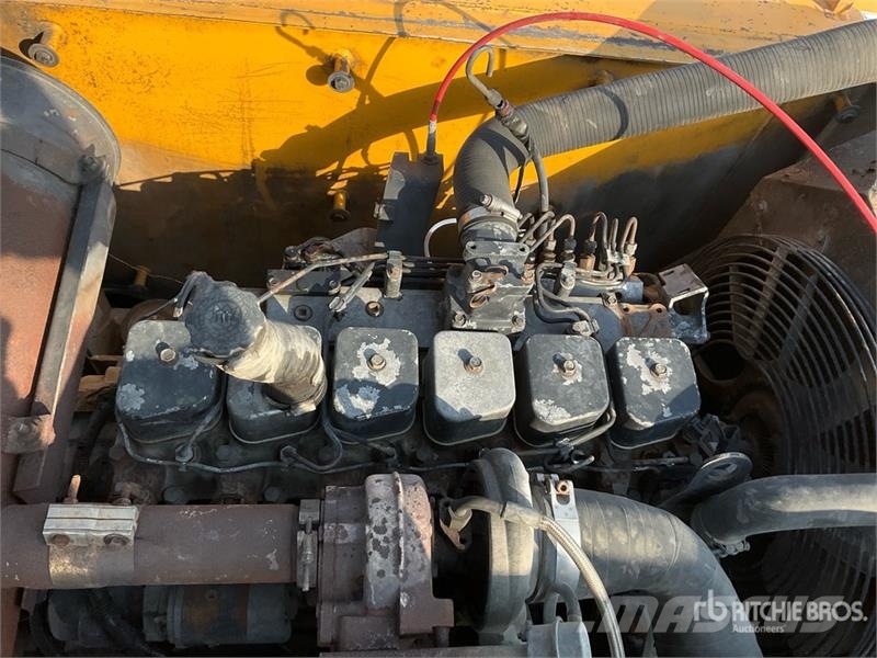 Hyundai R210W-9S Wheel Excavator Bageri na kotačima