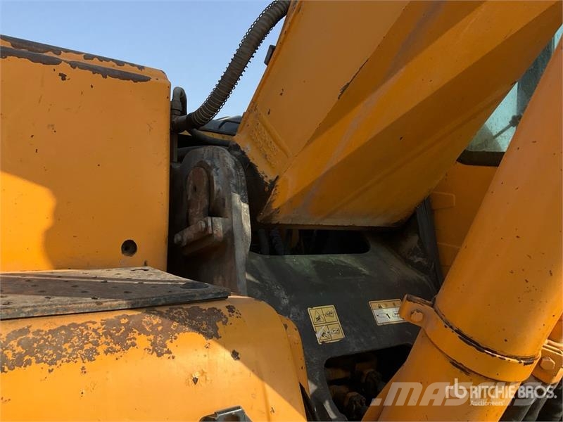 Hyundai R210W-9S Wheel Excavator Bageri na kotačima