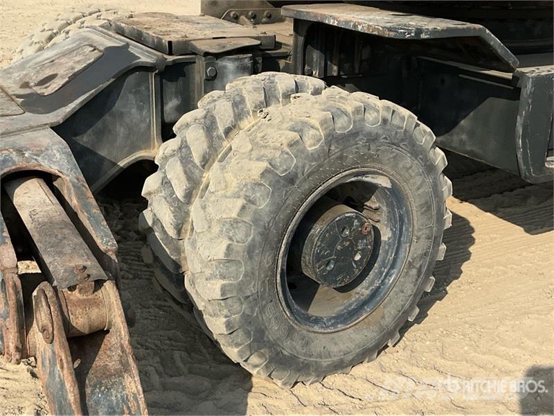 Hyundai R210W-9S Wheel Excavator Bageri na kotačima