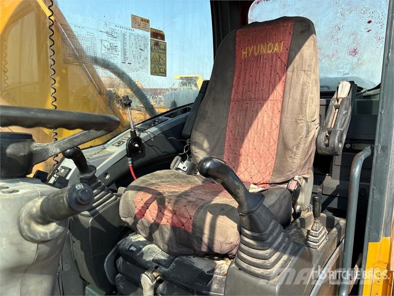 Hyundai R210W-9S Wheel Excavator Lastik tekerli ekskavatörler