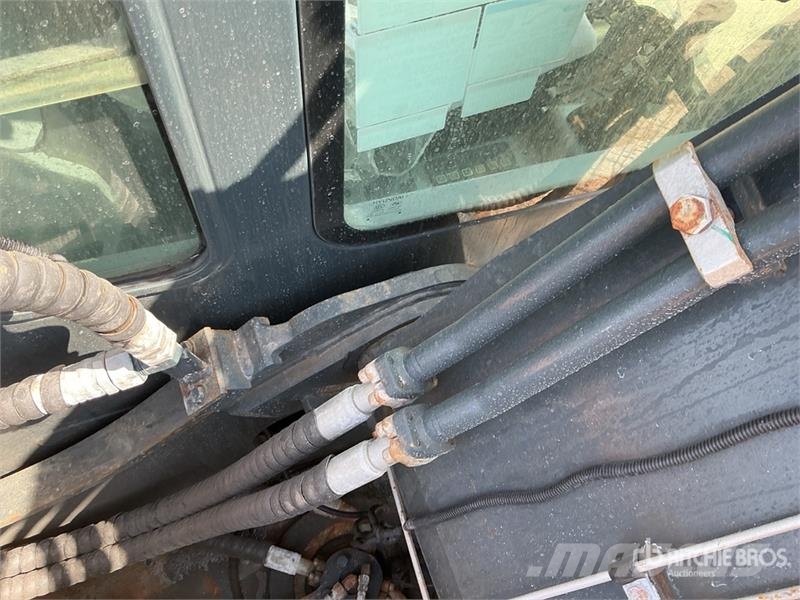 Hyundai R215L Tracked Excavator Roomikekskavaatorid