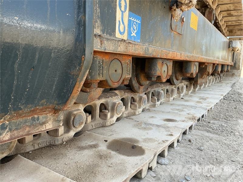 Hyundai R215L Tracked Excavator Roomikekskavaatorid
