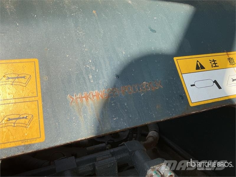 Hyundai R215L Tracked Excavator Roomikekskavaatorid