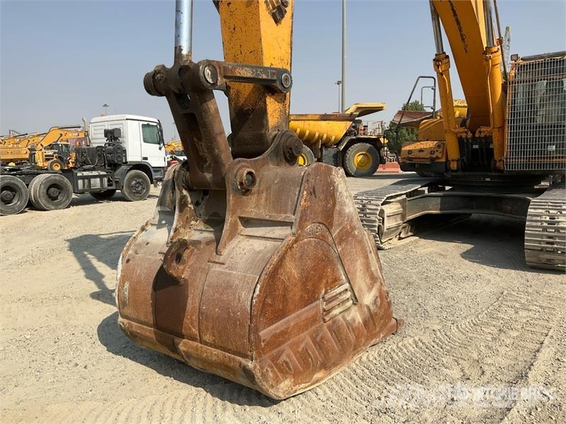 Hyundai Robex 480LC Tracked Excavator حفارات زحافة