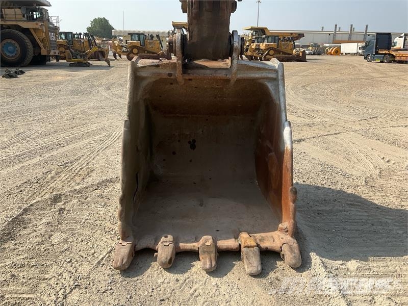 Hyundai Robex 480LC Tracked Excavator حفارات زحافة