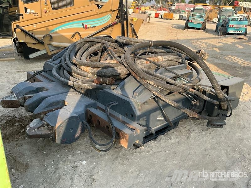  ICE 815C Hydraulic Vibro w/ Dual Clamp Sheet Pile  Hidrauliskie pāļu āmuri